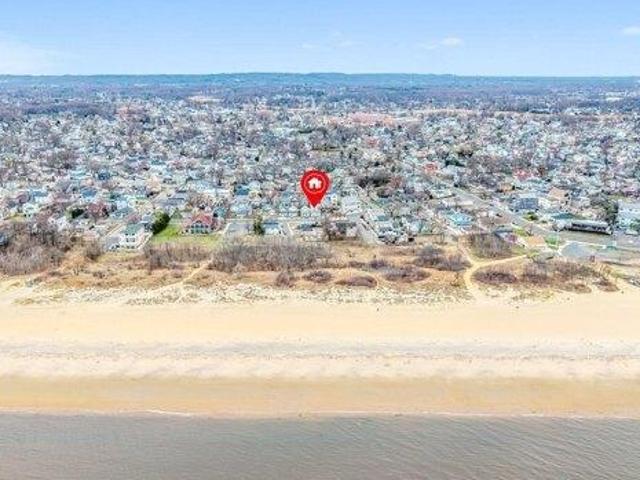 House for sale in Monmouth, New Jersey