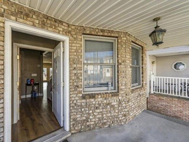 House for sale in Hudson, New Jersey