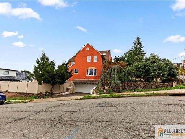 House for sale in Arlington, Kearny