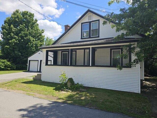 House for sale in New Hampshire