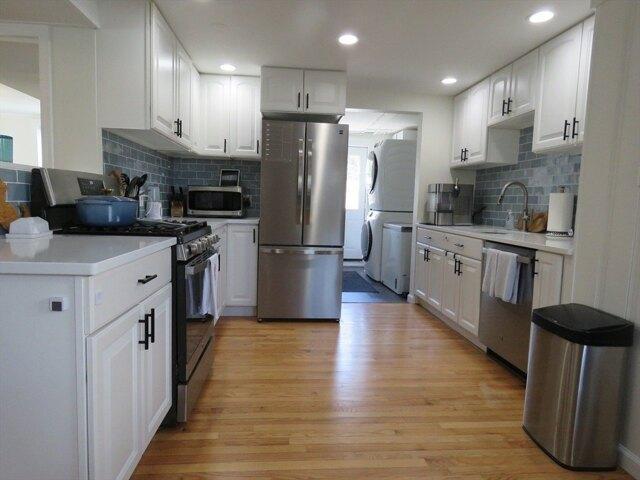 House for sale in Kingston Shores, Kingston