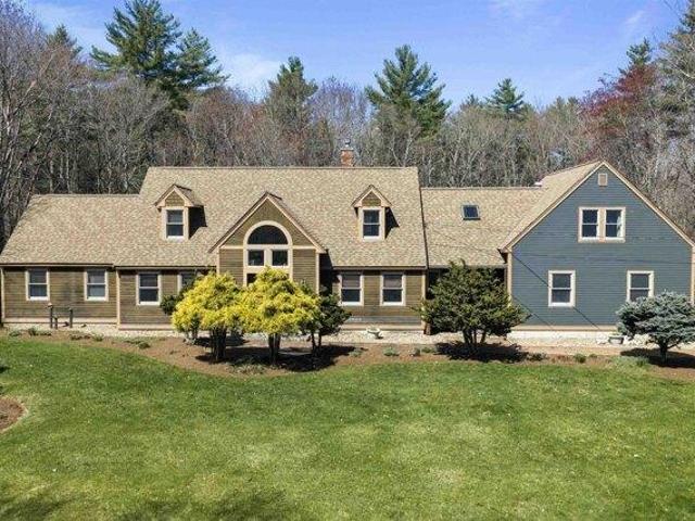 House for sale in New Hampshire