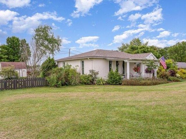 House for sale in Ross, Ohio