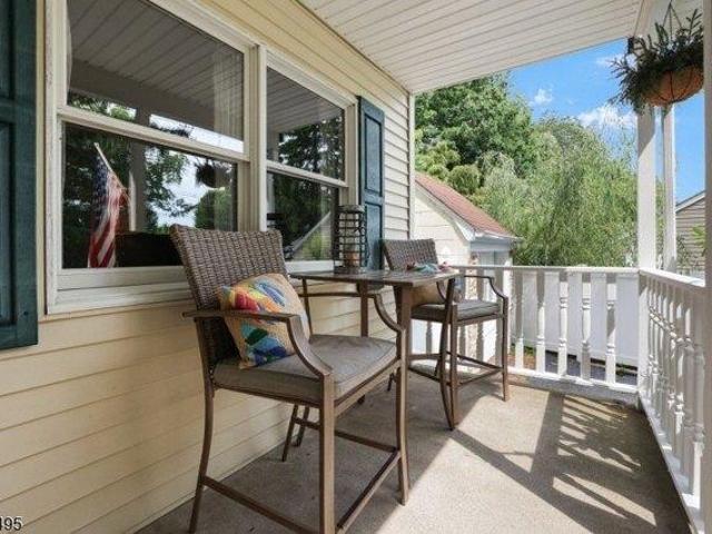 House for sale in Kinnelon Ridge, Kinnelon