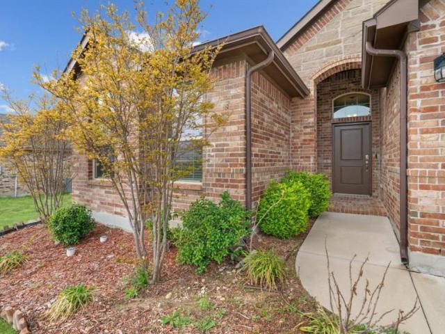 House for sale in Krum