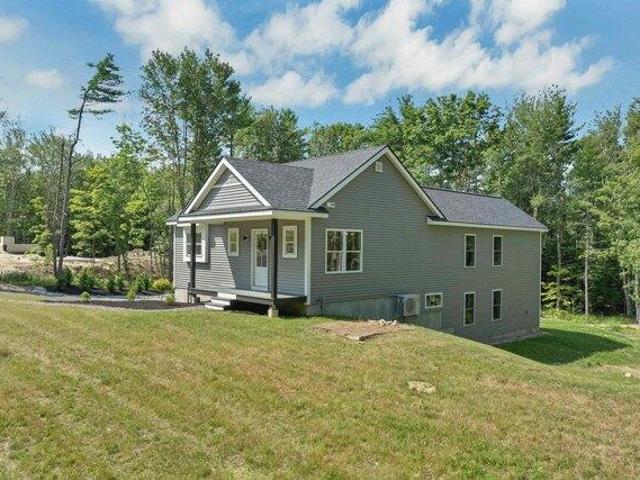 House for sale in Laconia, Belknap County