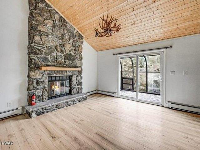 House for sale in Hamlin, Pennsylvania