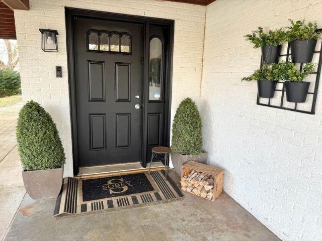 House for sale in Mchenry, Illinois