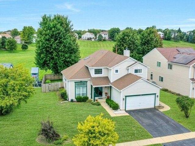 House for sale in Mchenry, Illinois
