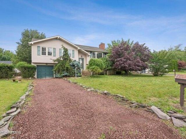 House for sale in Lanoka Harbor