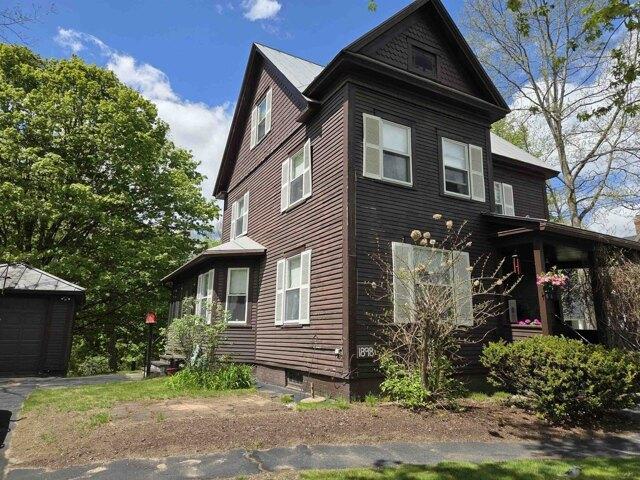 House for sale in New Hampshire