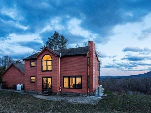 House for sale in Acra, New York