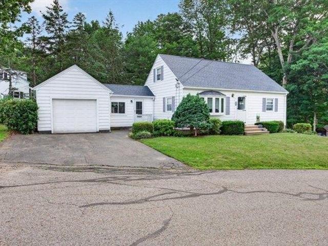 House for sale in Leicester, Massachusetts