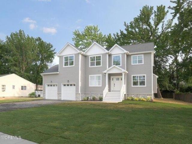 House for sale in Leonardo, Middletown Township