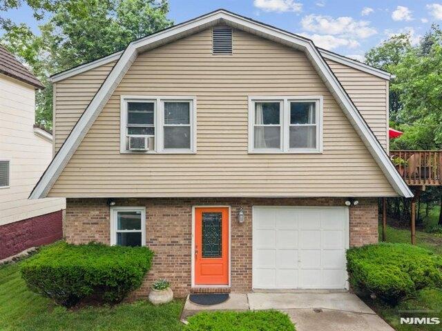 House for sale in Leonia, New Jersey