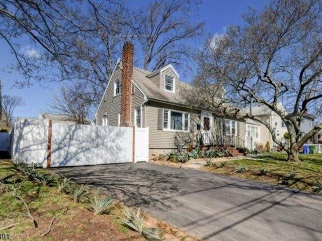 House for sale in Linden, New Jersey