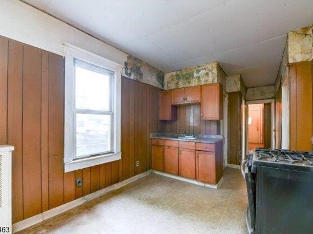 House for sale in Linden, New Jersey
