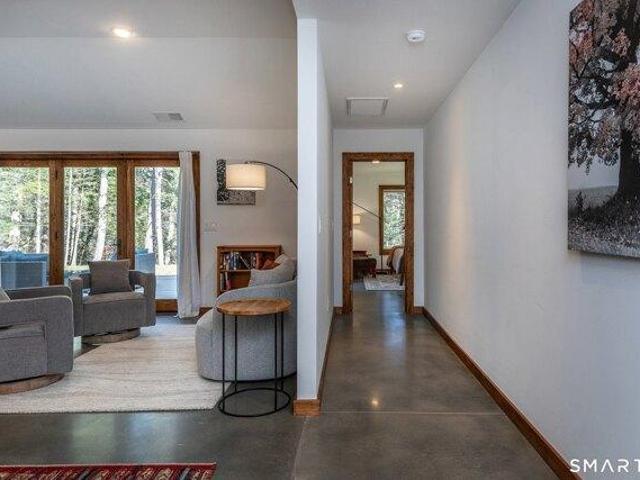 House for sale in Milton Center Historic District, Litchfield