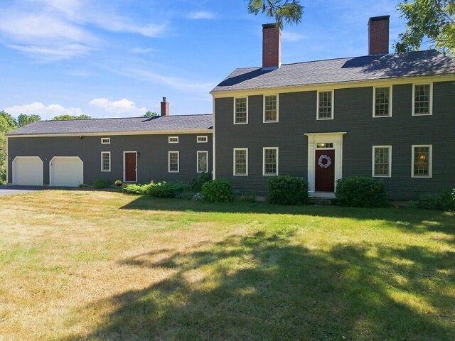 House for sale in Ring Hill, Litchfield