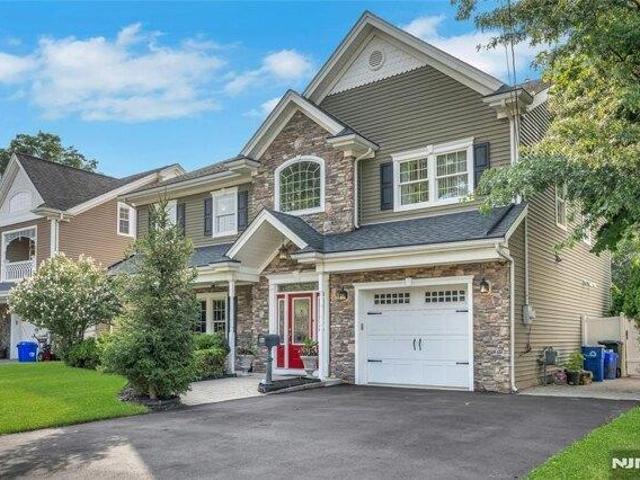 House for sale in Passaic, New Jersey