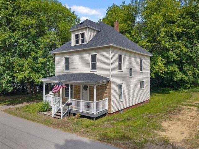 House for sale in Livermore Falls, Maine