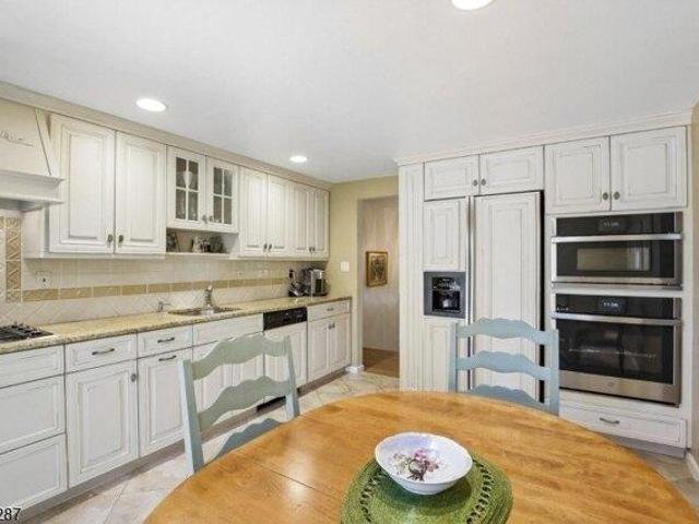 House for sale in Livingston, New Jersey