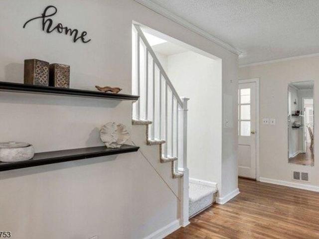 House for sale in Livingston, New Jersey