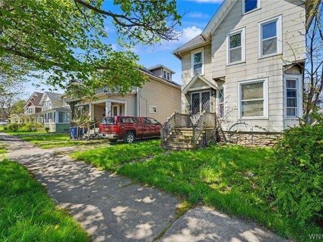 House for sale in Niagara, New York
