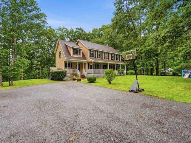 House for sale in New Hampshire