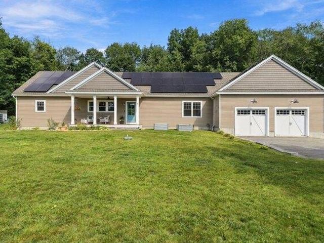 House for sale in Londonderry, Rockingham County