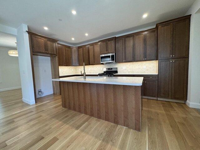 House for sale in Londonderry, Rockingham County