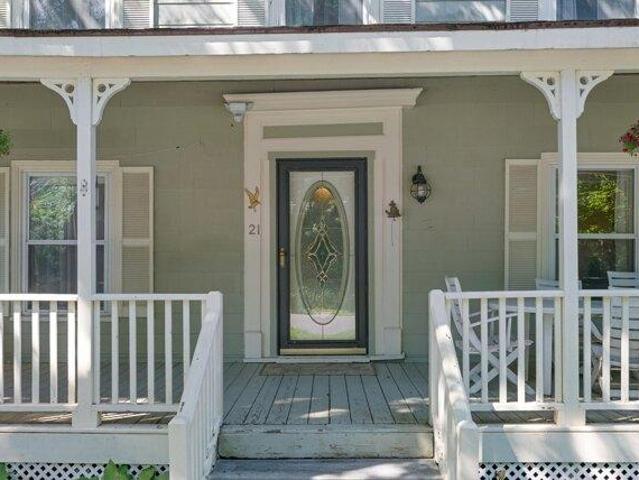 House for sale in Long Island, Maine