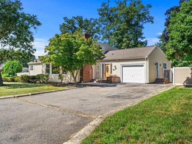 House for sale in Highlands, Lowell