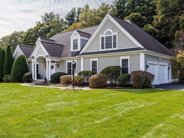 House for sale in Hampden, Massachusetts