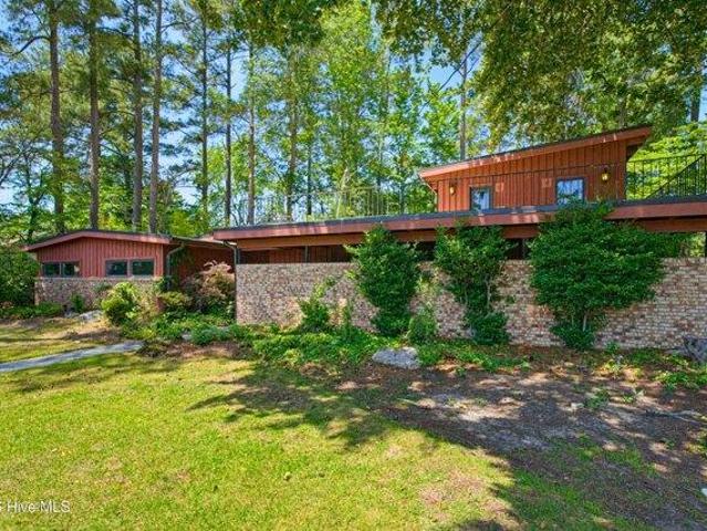 House for sale in Lumberton, North Carolina