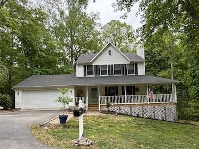 House for sale in Lusby, Maryland