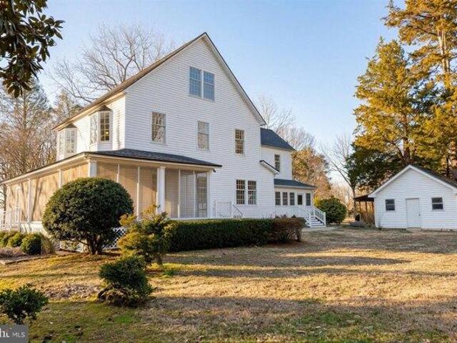 House for sale in Lusby, Maryland