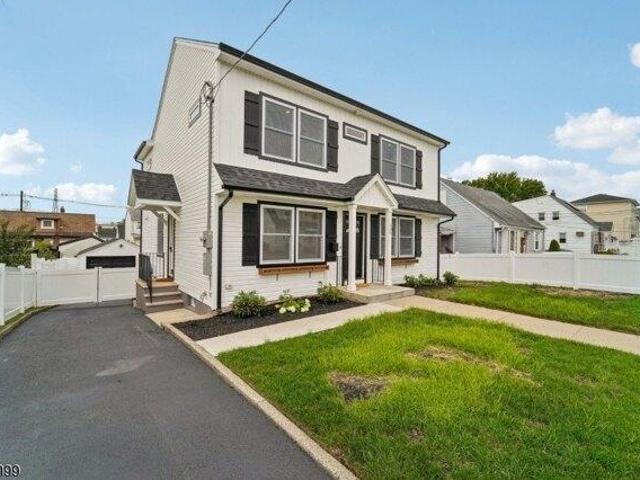 House for sale in Lyndhurst, Bergen County