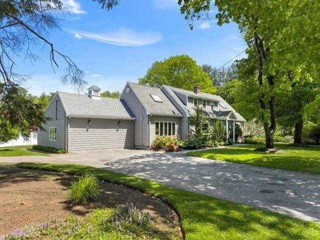 House for sale in Lynnfield, Massachusetts