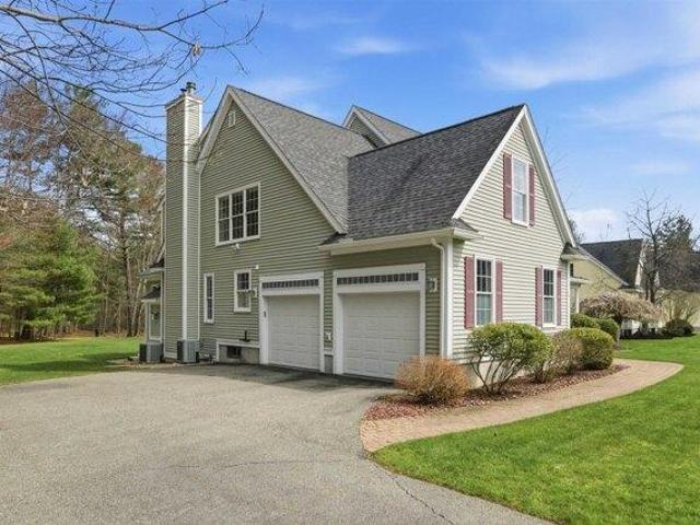 House for sale in New Hampshire