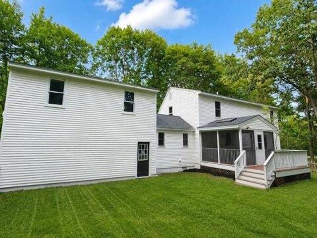 House for sale in Madbury, Strafford County