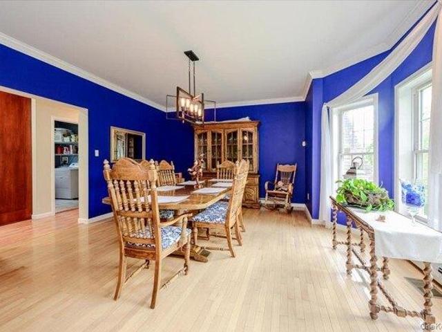 House for sale in Baldwin Place, New York