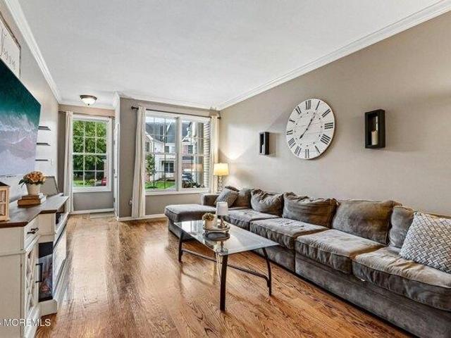 House for sale in Meadow Creek, Manalapan Township