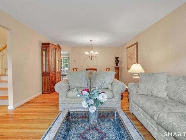 House for sale in Manchester, Capitol Planning Region