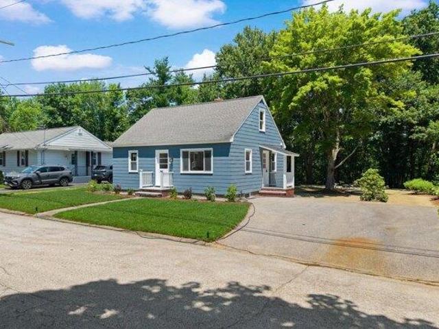 House for sale in New Hampshire