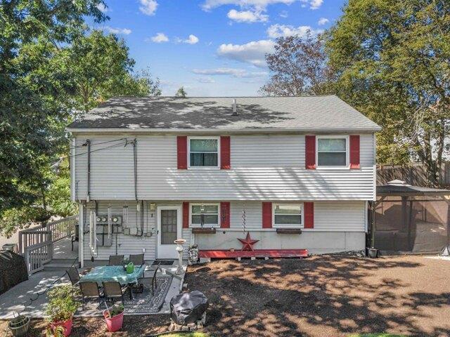 House for sale in Downtown, Manchester
