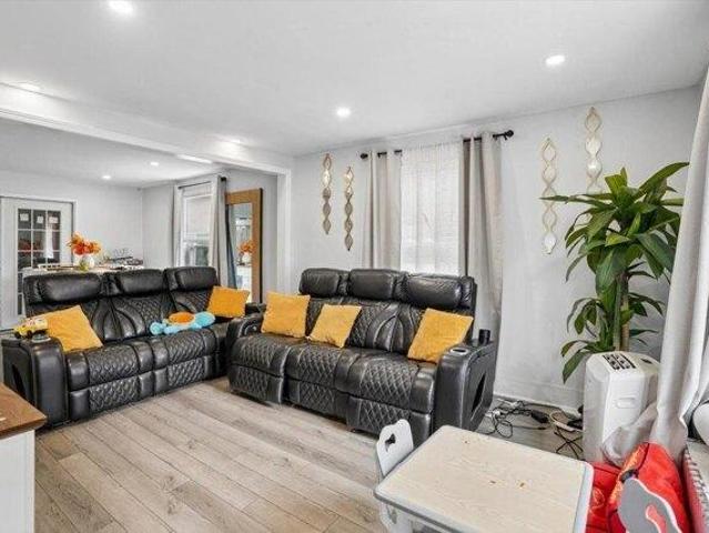 House for sale in East Side, Manchester