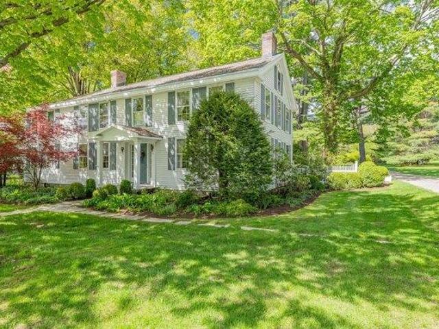 House for sale in Manchester, Bennington