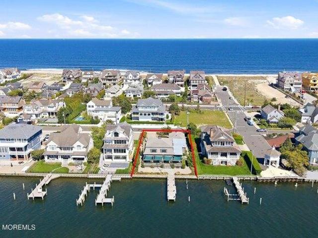 House for sale in Mantoloking, New Jersey