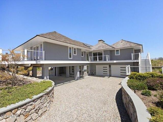House for sale in Mantoloking, New Jersey